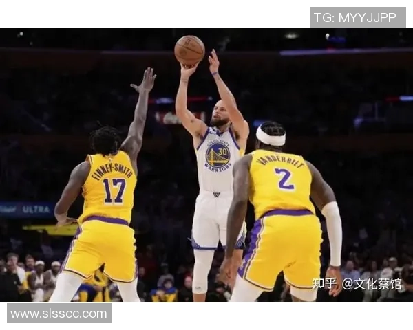 2019年4月5日勇士与湖人激战回顾精彩瞬间与赛场亮点分析 2019年4月5日勇士与湖人激战回顾精彩瞬间与赛场亮点分析