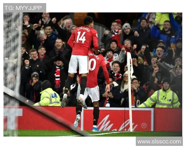 伊勒蒂森与云达不莱梅激战正酣比分悬念不断引发球迷热议 伊勒蒂森与云达不莱梅激战正酣比分悬念不断引发球迷热议