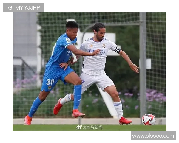 富恩拉夫拉达与卡斯特利翁激战正酣精彩对决引发球迷热议