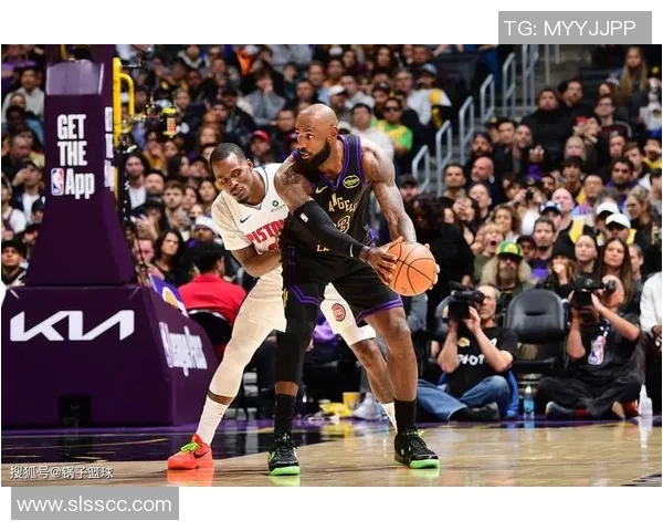 5连胜湖人爆冷狂输20分！雷迪克赛后挑明败因 詹姆斯是时分回归了